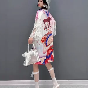 Chic Loose O-Neck Character Printed Lace Splicing Three Quarter Sleeve Dress